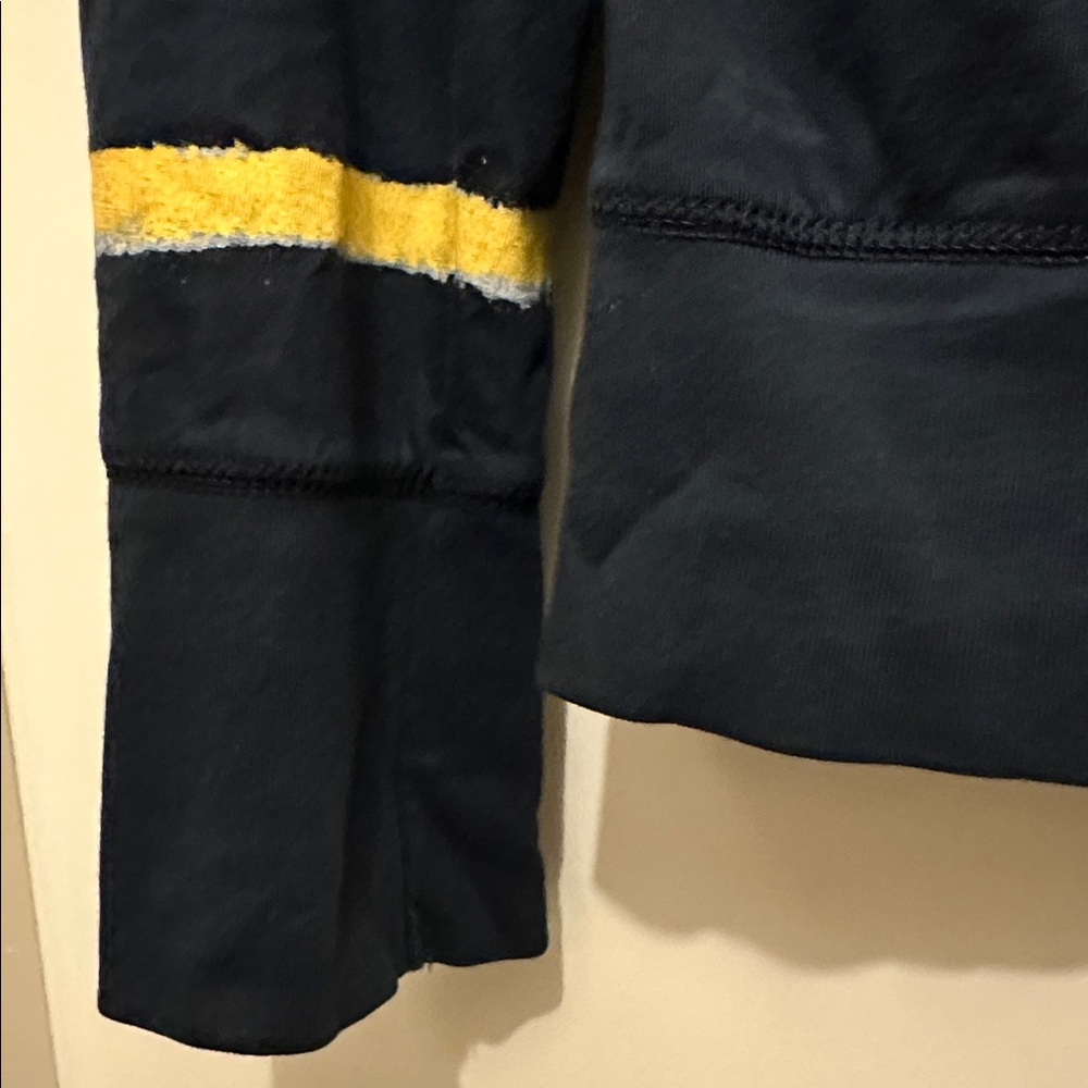 Diesel (L) - Picture 4 of 13